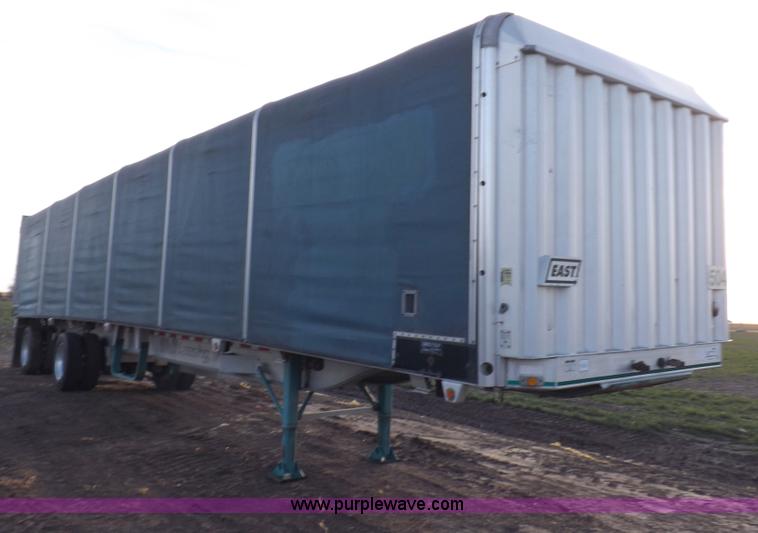 image for item F6351 2005 East Accordion 48'9" curtain wall trailer