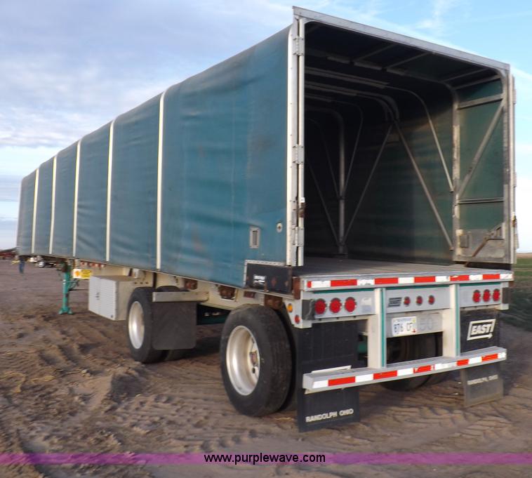 image for item F6351 2005 East Accordion 48'9" curtain wall trailer