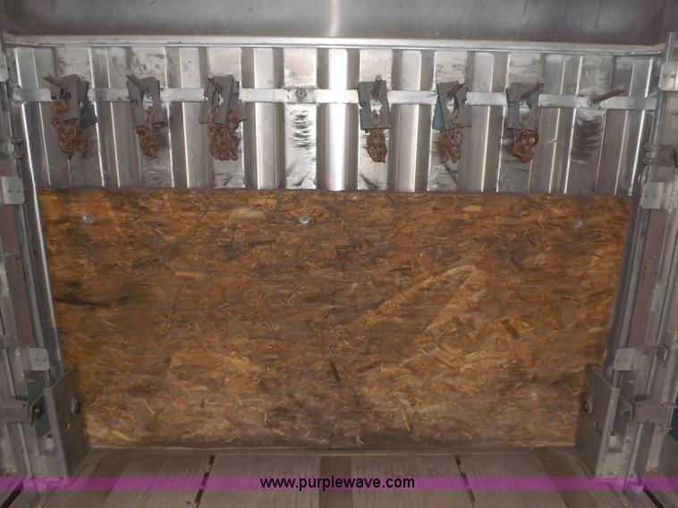 image for item F6351 2005 East Accordion 48'9" curtain wall trailer