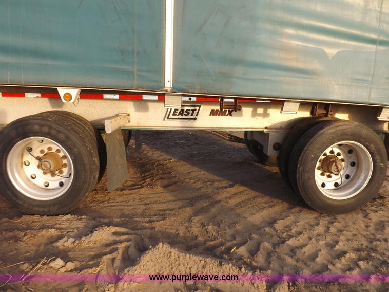 image for item F6351 2005 East Accordion 48'9" curtain wall trailer