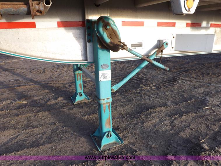 image for item F6351 2005 East Accordion 48'9" curtain wall trailer