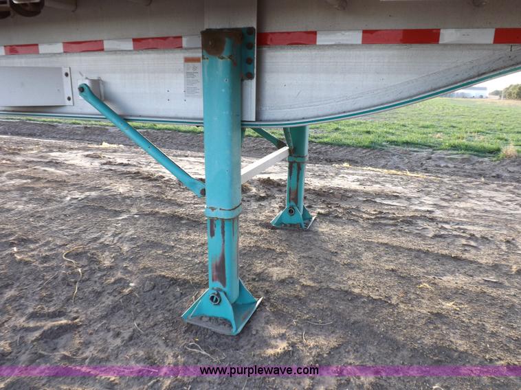 image for item F6351 2005 East Accordion 48'9" curtain wall trailer