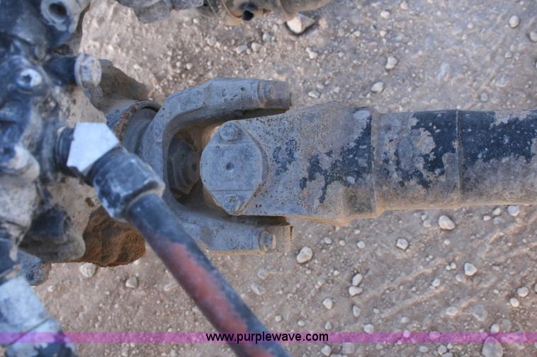 image for item G5568 2000 Peterbilt 377 semi truck