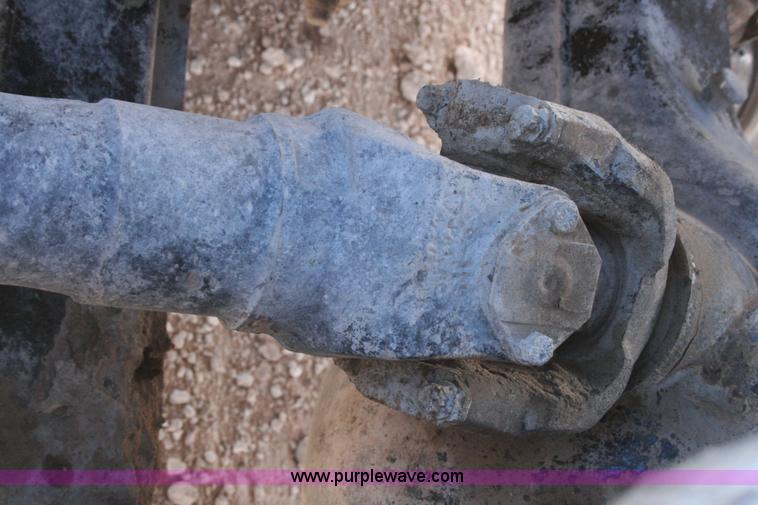 image for item G5569 1999 Peterbilt 377 semi truck