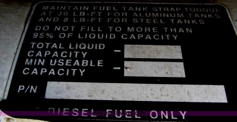 image for item G5577 1998 Peterbilt 377 semi truck