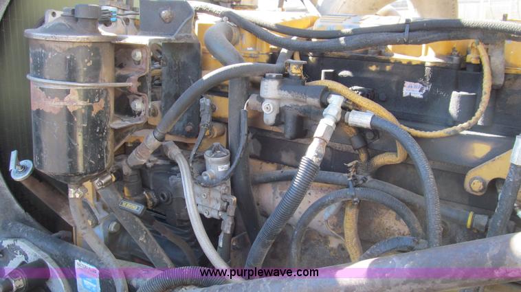 image for item G5577 1998 Peterbilt 377 semi truck