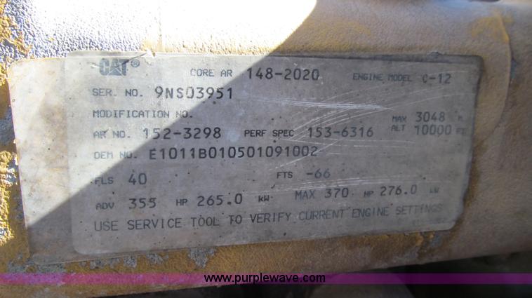 image for item G5577 1998 Peterbilt 377 semi truck