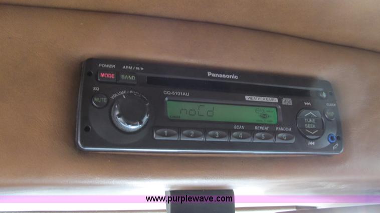 image for item G5577 1998 Peterbilt 377 semi truck