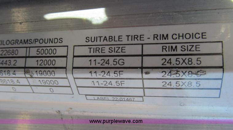 image for item G5577 1998 Peterbilt 377 semi truck