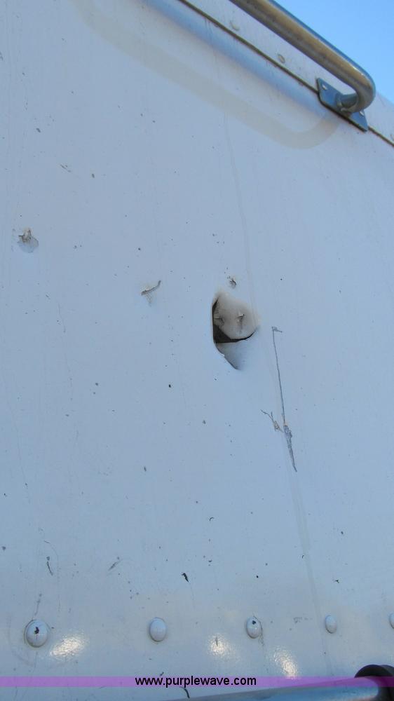 image for item G5580 1999 Peterbilt 377 semi truck