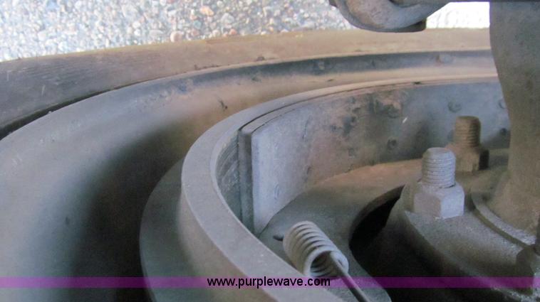 image for item G5580 1999 Peterbilt 377 semi truck