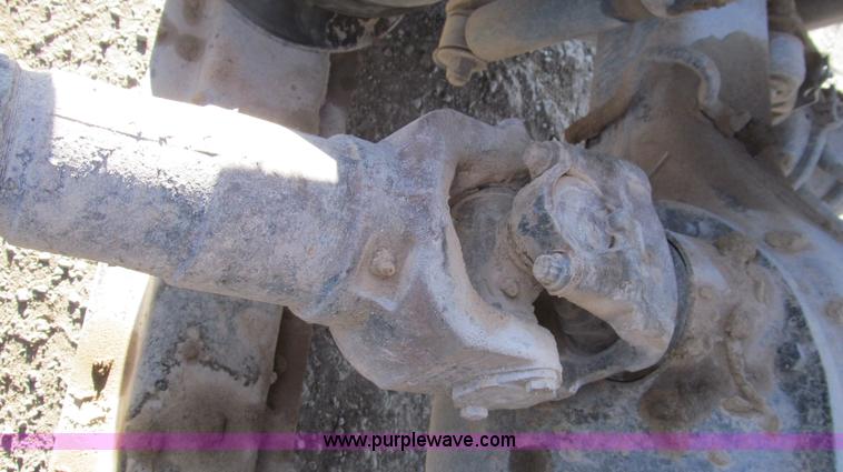 image for item G5582 1998 Peterbilt 377 semi truck