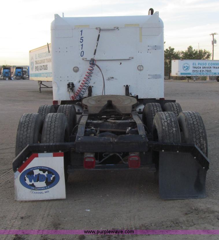 image for item G5583 1998 Peterbilt 377 semi truck