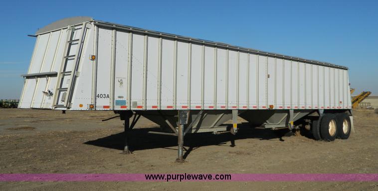 image for item G7579 1994 Merritt 42' double hopper grain trailer