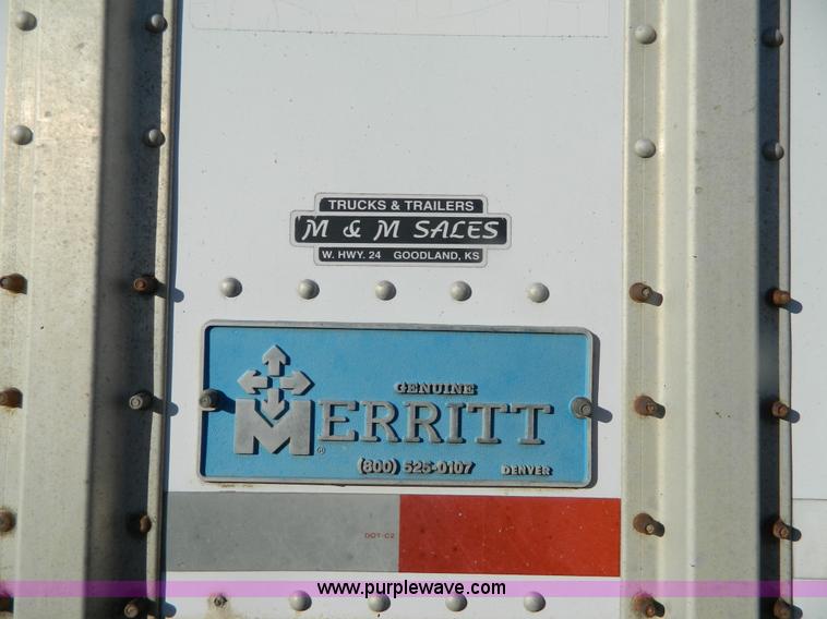 image for item G7579 1994 Merritt 42' double hopper grain trailer