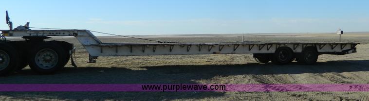 image for item G7580 1979 Trail-Eze lowboy trailer