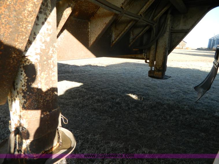 image for item G7580 1979 Trail-Eze lowboy trailer