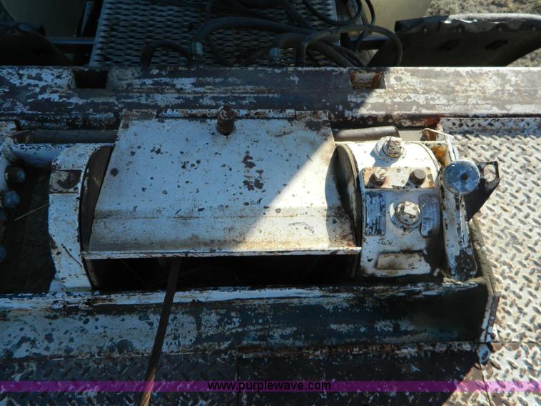 image for item G7580 1979 Trail-Eze lowboy trailer