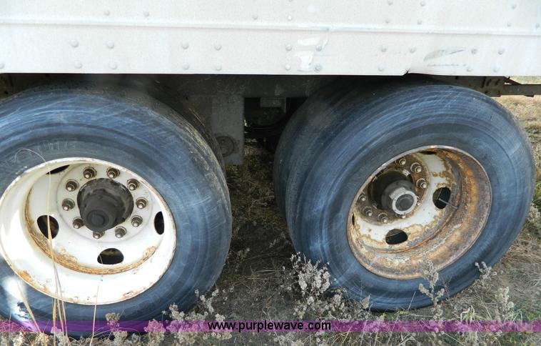 image for item G7628 1999 Great Dane dry van trailer