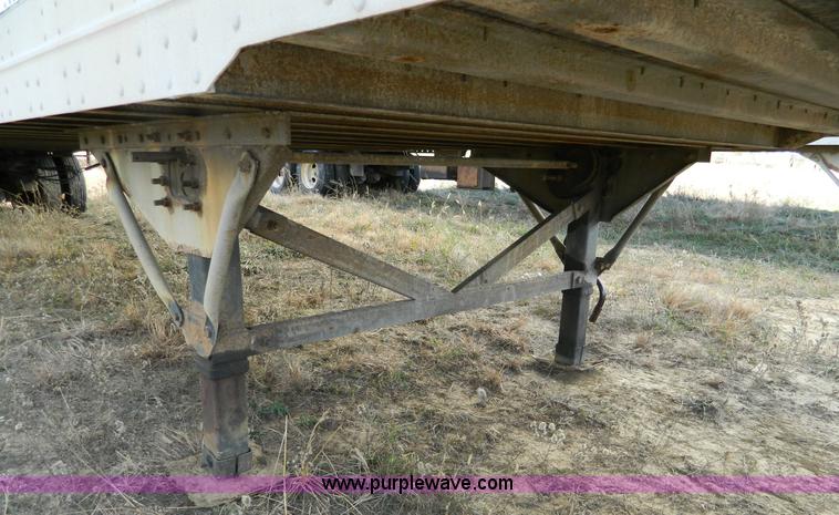 image for item G7628 1999 Great Dane dry van trailer