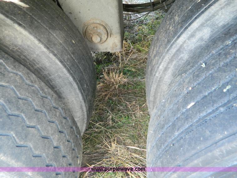 image for item G7629 1999 Great Dane dry van trailer