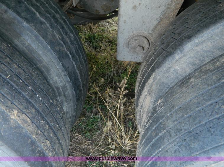 image for item G7629 1999 Great Dane dry van trailer