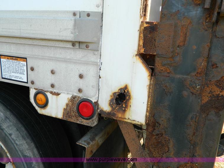 image for item G7629 1999 Great Dane dry van trailer