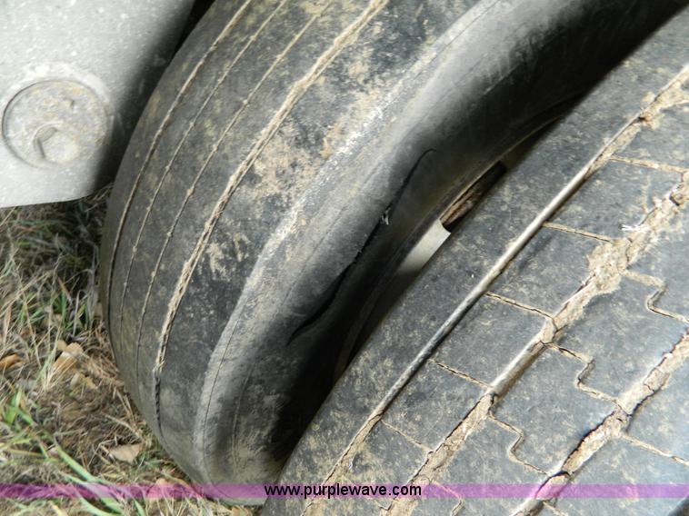 image for item G7632 1999 Great Dane dry van trailer