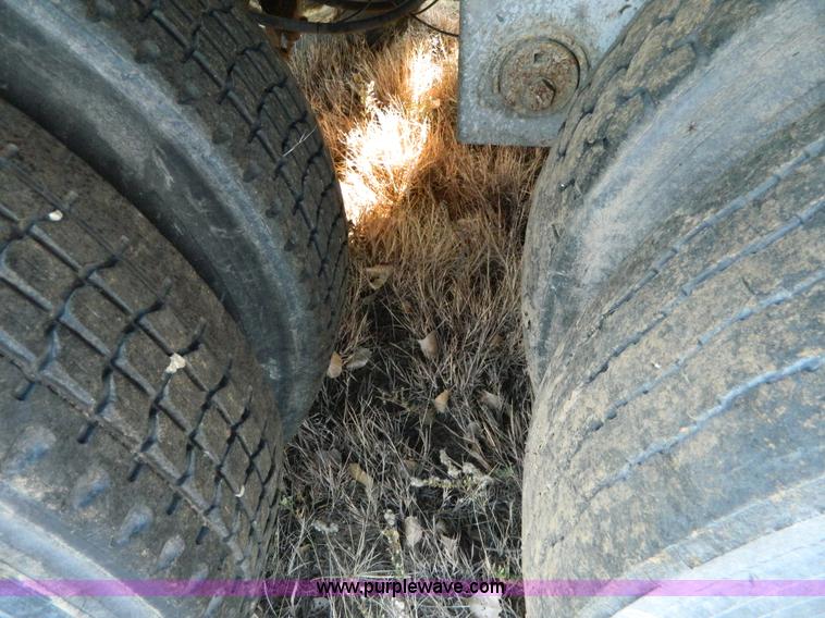 image for item G7633 1999 Great Dane dry van trailer