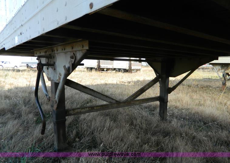 image for item G7633 1999 Great Dane dry van trailer