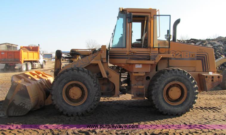 image for item F5560 1994 Case 621B wheel loader