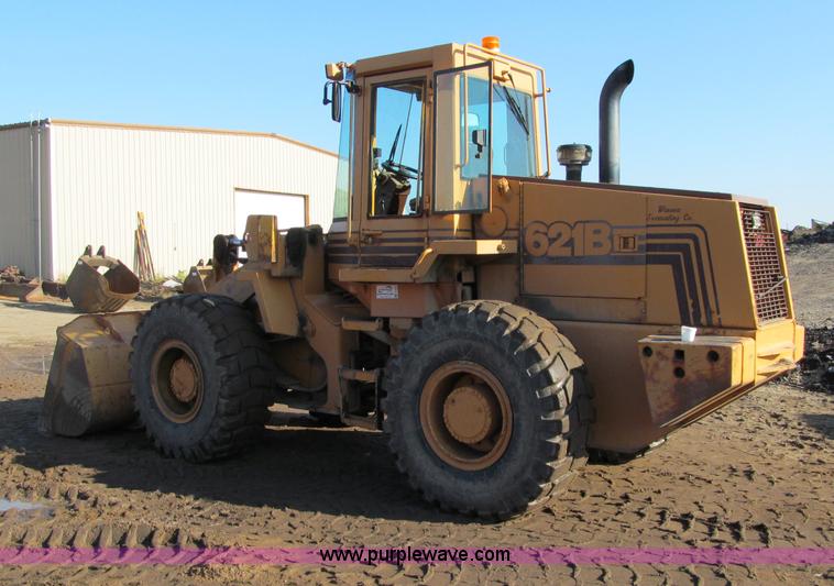 image for item F5560 1994 Case 621B wheel loader