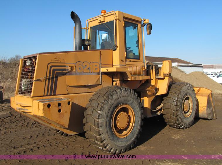 image for item F5560 1994 Case 621B wheel loader