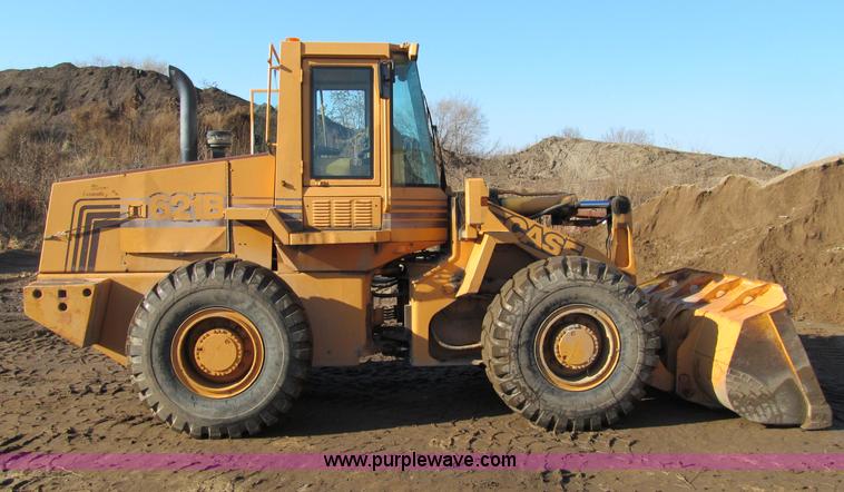 image for item F5560 1994 Case 621B wheel loader