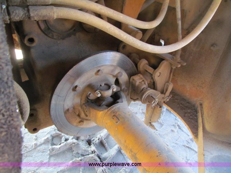 image for item F5560 1994 Case 621B wheel loader