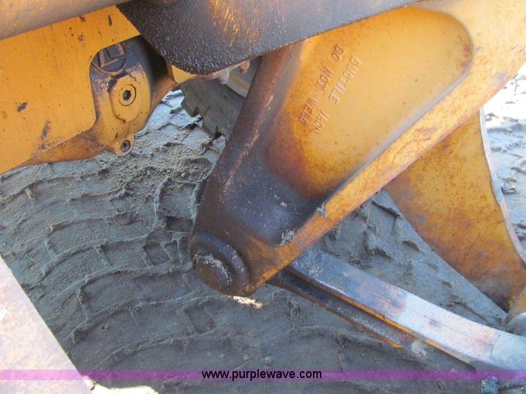 image for item F5560 1994 Case 621B wheel loader