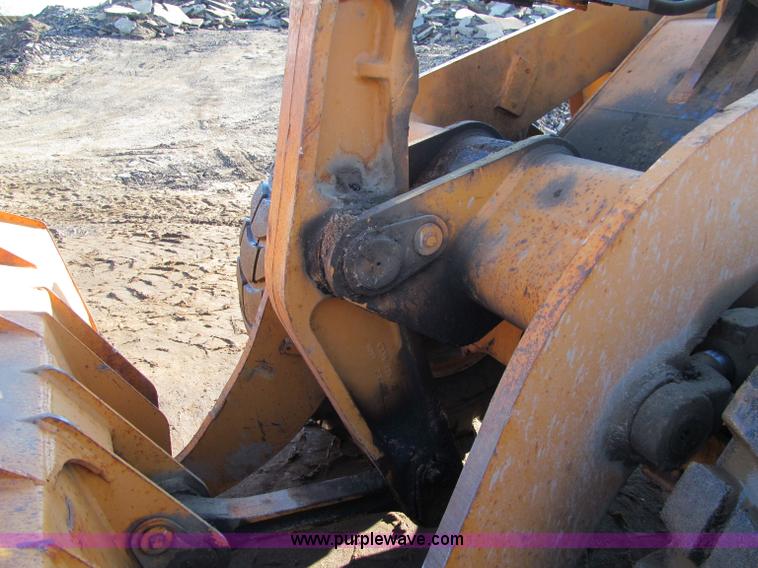 image for item F5560 1994 Case 621B wheel loader
