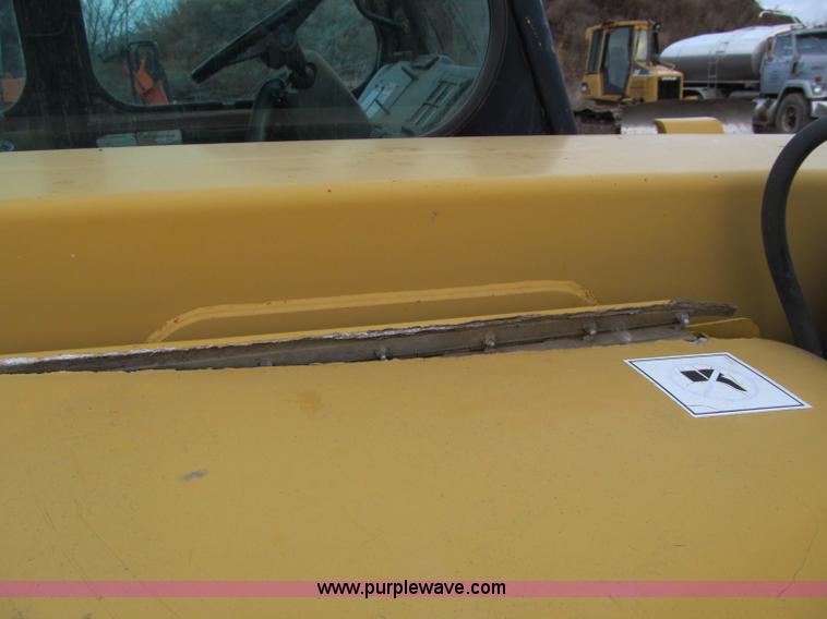 image for item F5561 1996 Caterpillar TH62 telehandler