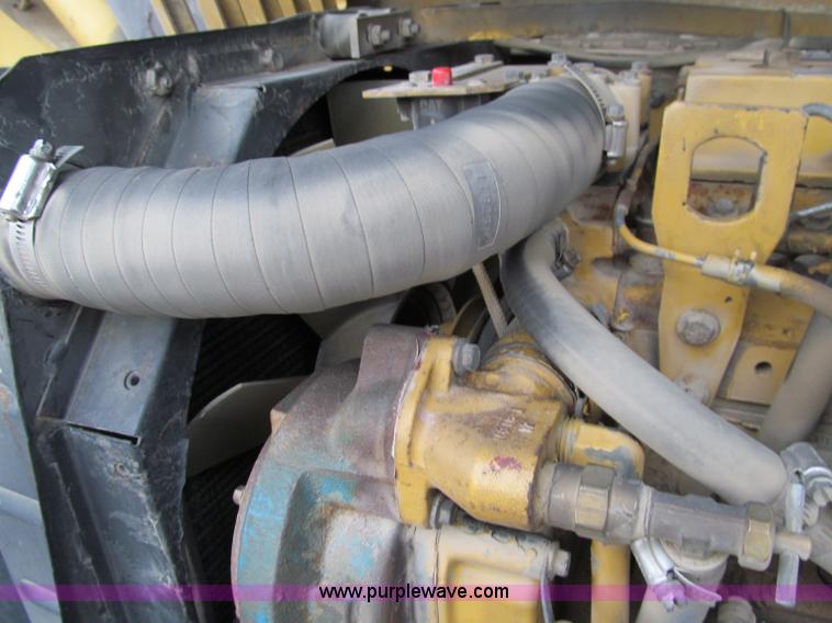 image for item F5561 1996 Caterpillar TH62 telehandler