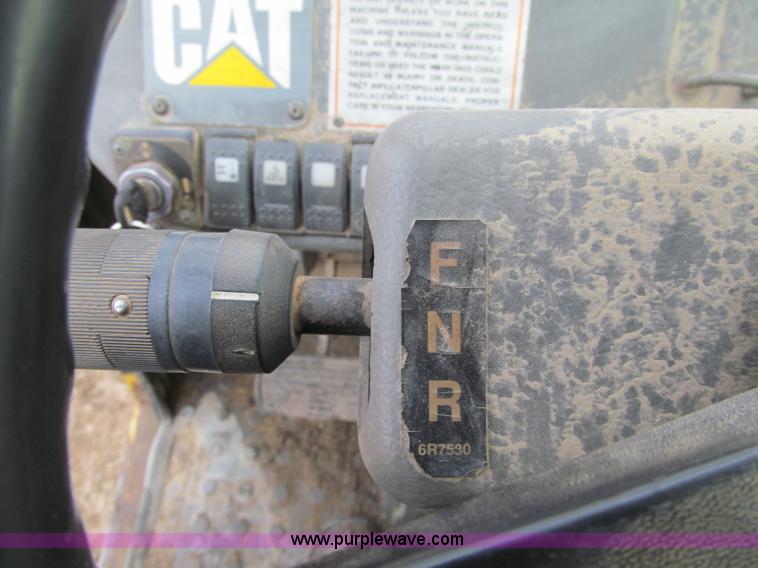 image for item F5561 1996 Caterpillar TH62 telehandler