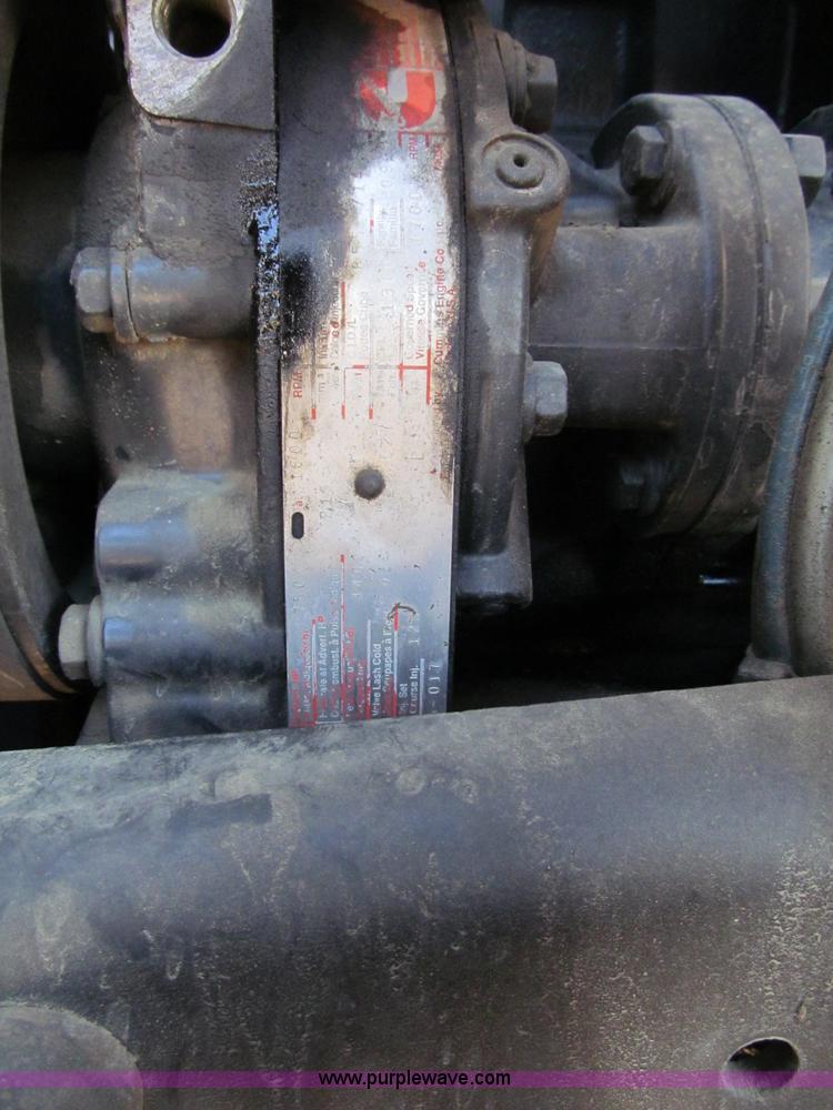 image for item F5562 1992 Freightliner FLD semi truck