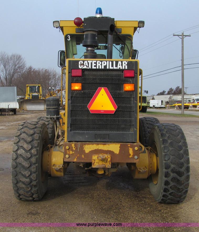 image for item F5568 1996 Caterpillar 143H motor grader