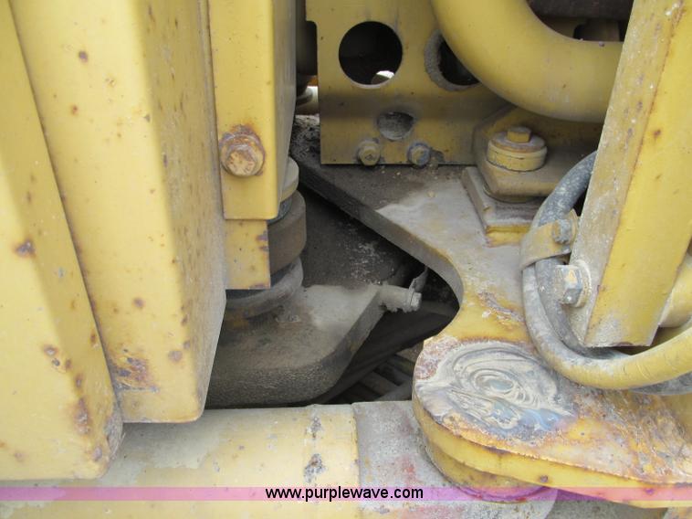 image for item F5568 1996 Caterpillar 143H motor grader