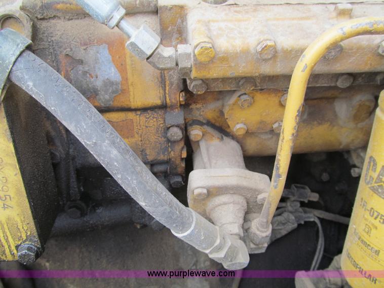 image for item F5568 1996 Caterpillar 143H motor grader