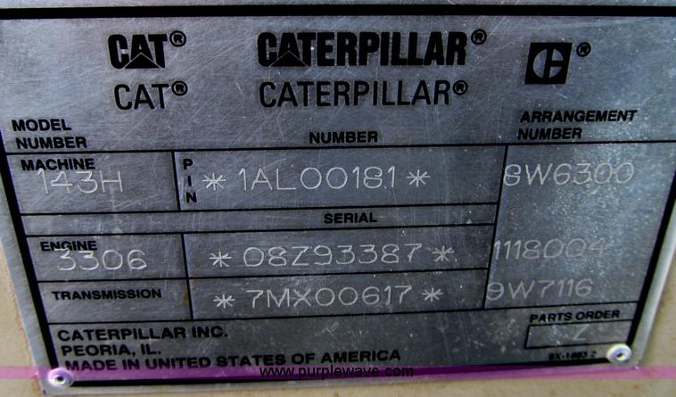 image for item F5568 1996 Caterpillar 143H motor grader