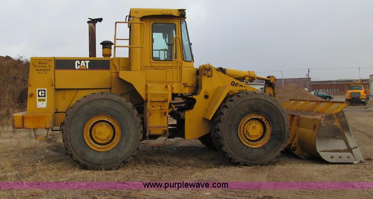 image for item F5569 1984 Caterpillar 966D wheel loader