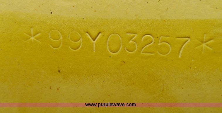 image for item F5569 1984 Caterpillar 966D wheel loader