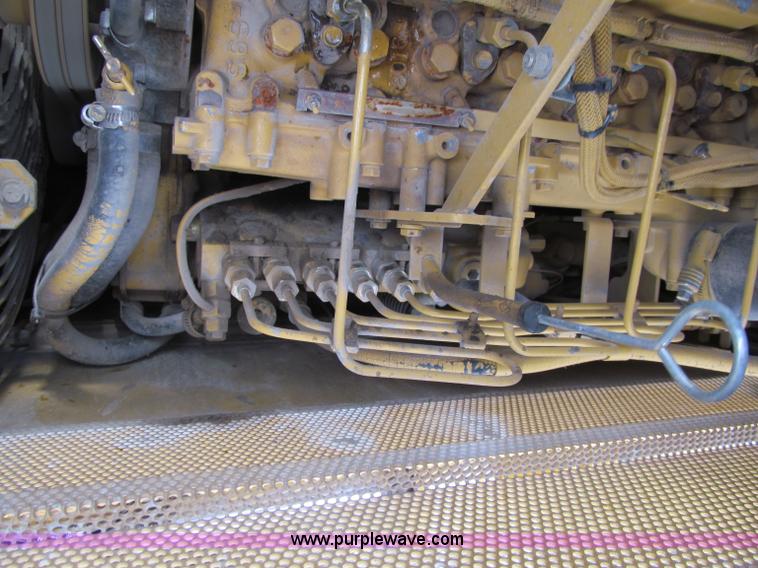 image for item F5579 1999 Caterpillar D3CXL dozer