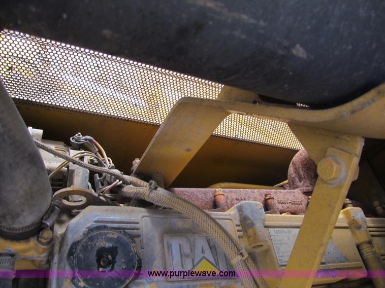 image for item F5579 1999 Caterpillar D3CXL dozer