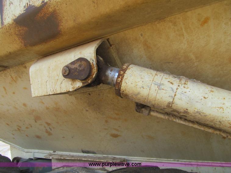 image for item F5580 1999 Terex TA30 articulated haul truck